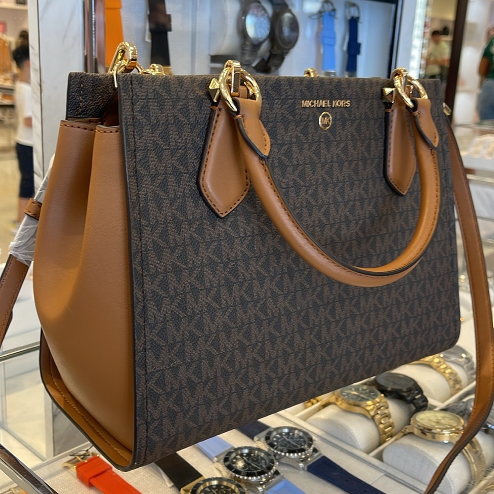 MICHAEL KORS Marilyn Md Signature Logo Convertible Satchel Crossbody
Brown/Acorn - Picture 12 of 16
